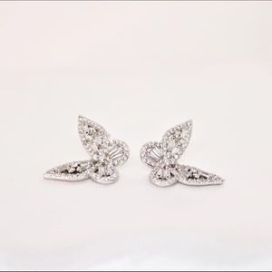 Butterfly rhinestone earrings brand new! 🦋